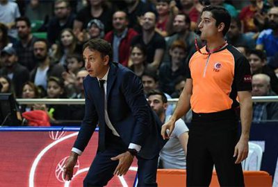 Basketbolu yaşamalıyız