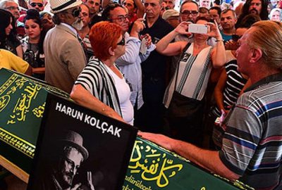 Oğlunun cenazesinde gördüğü rezilliği anlattı: Oradan kaçtım