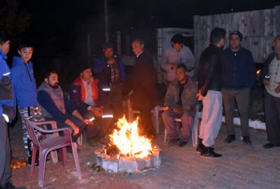 Deprem korkusu ile dışarıda sabahladılar