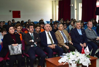 Öğrencilere zararlı alışkanlıklar anlatıldı