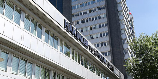 2 bin 501 hakim ve savcı terfi aldı