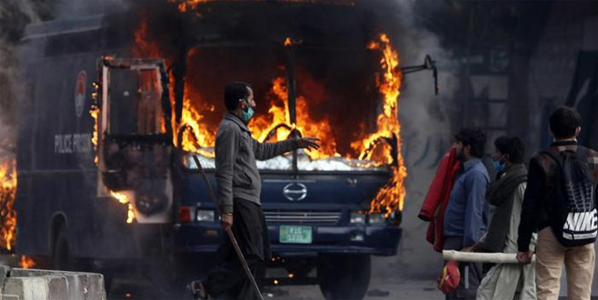 Ordudan hükümete şartlı destek