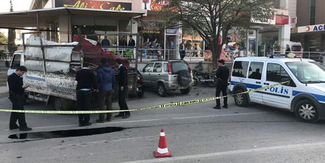 Kamyonet kasasında mühimmat bulundu