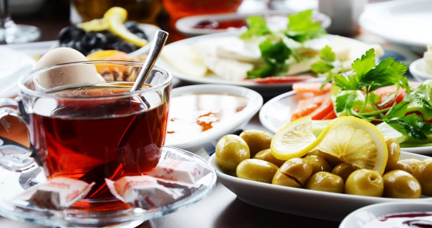 Gripten korunmak için kahvaltı yapmanın ilk şart olduğunu belirten uzmanlar,