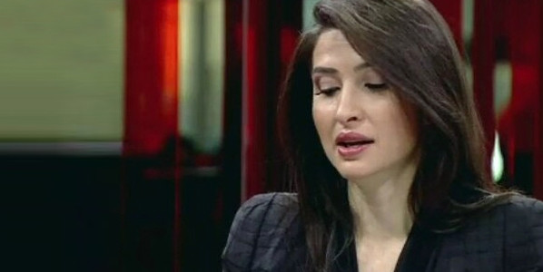 Canlı yayında neye uğradığını şaşırdı!