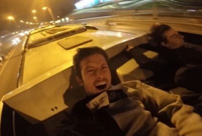 Metrobüs üzerinde akılalmaz yolculuk