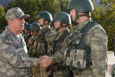 Komutanlardan ‘sınırın sıfır noktası’nda inceleme