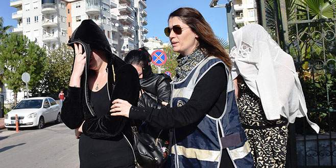 Fuhşun şifresi: Yeni araba geldi mi?