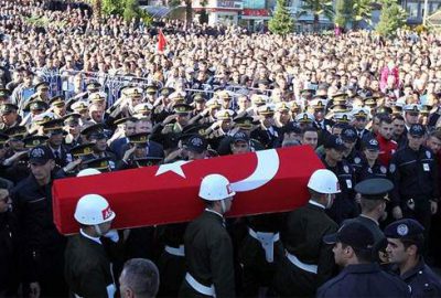 Hakkari şehitlerine veda