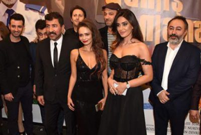 Galaya damga vuran dekolte!