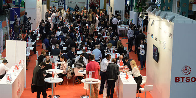 Bir günde 700 iş görüşmesi