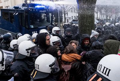 Almanya savaş alanına döndü