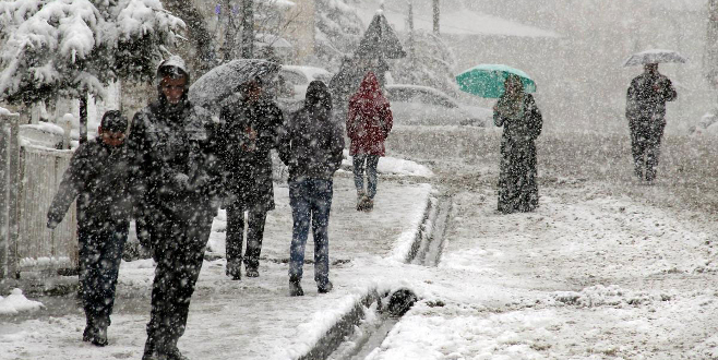 İstanbul’a ilk kar geliyor! Tarih verildi…