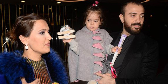 Demet Akalın’ı kızdıran olay! Kavga çıktı…