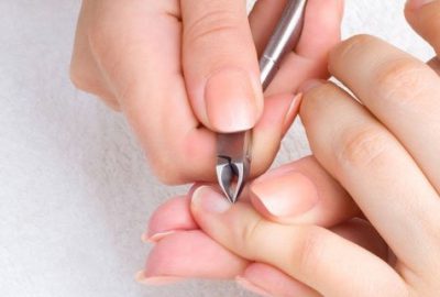 Tırnak diplerinizdeki beyazlıklara dikkatli bakın!