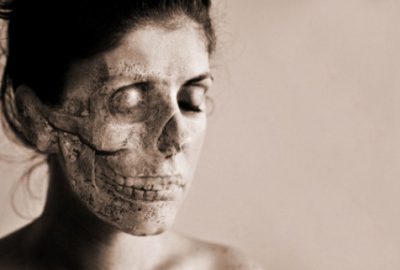 Ölü olduklarını düşünüyorlar! Dünyada yüz kişide görülen hastalık…