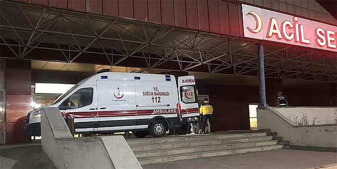 Sınırda saldırıya uğrayan İranlılara Mehmetçik yardım etti