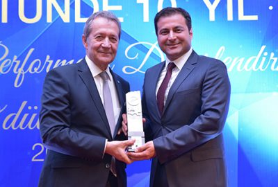 Autoport’a Sektörel Performans Değerlendirme Ödülü