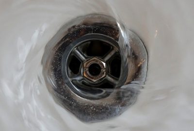 Lavabodan gelen kötü kokuları gideren yöntem