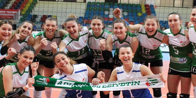 Filenin Timsahları tam yol ileri! 3-1 Filenin Timsahları tam yol ileri! 3-1