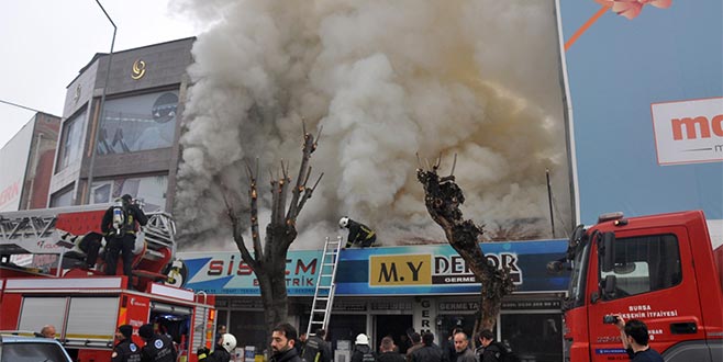 Dekorasyon dükkanında yangın