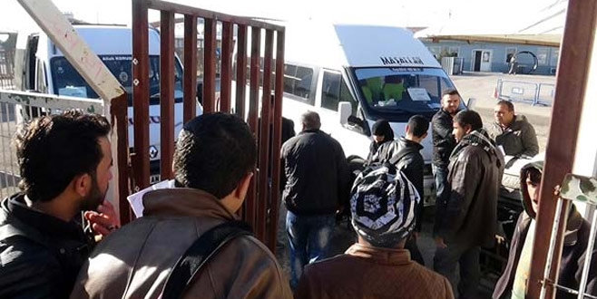 Suriyeliler ülkelerine gidiyor