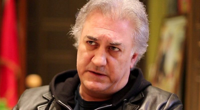 Tamer Karadağlı, motosikletiyle çektirdiği fotoğrafa "A... bi akıllanmadın" yorumunu yazan