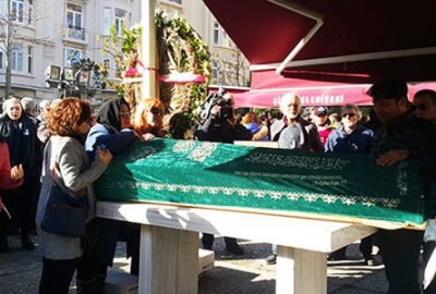 Ünlüler cenazeye akın etti!