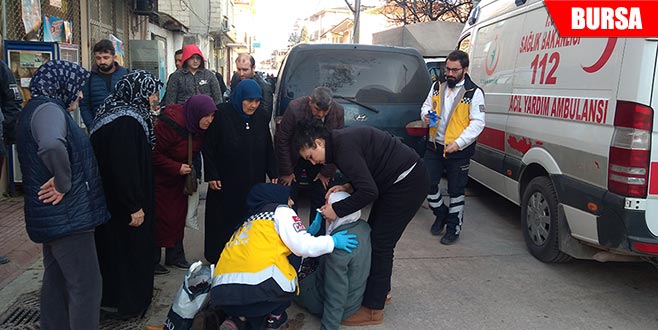 Ehliyetsiz sürücü yaşlı kadına çarptı