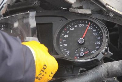 TEM’de korkunç kaza! 130 kilometre hızla çarptı