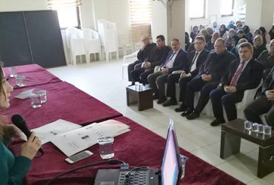 Muhtarlara kadına yönelik şiddetle mücadele anlatıldı