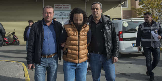 Sesinden rahatsız olup bebeği yere fırlatmış