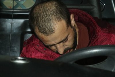 Bu halde kaçıp polise sığındı…