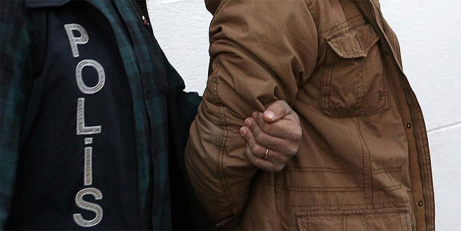 DEAŞ’a katılmak üzere gelen Fransız aile yakalandı