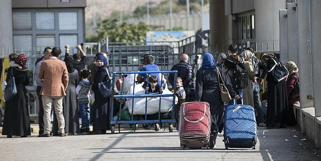 Türkiye’deki Suriyelilerden 75 bini ülkesine döndü