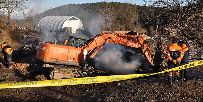 Kayıp 5 kişilik ailenin cesetleri bulundu