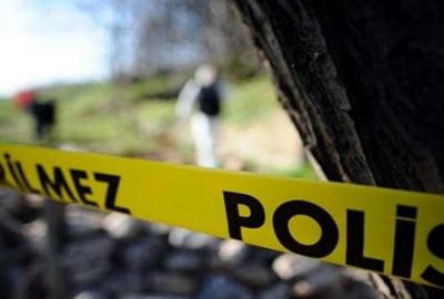 Kaybettiği cep telefonunu ararken ceset buldu