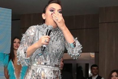 Demet Akalın sahnede krize girdi!