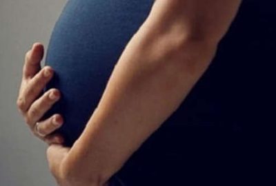 Yanlışlıkla karnındaki bebeği vurdu