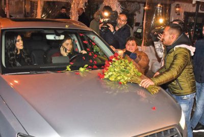 Merve’ye gül yağdırdılar