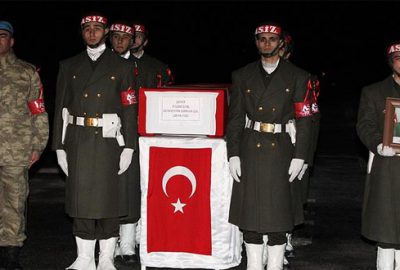Hakkari’de şehitler için tören düzenlendi