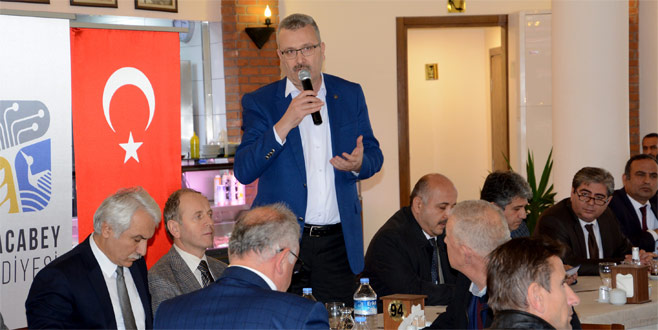 Özkan muhtarlarla buluştu