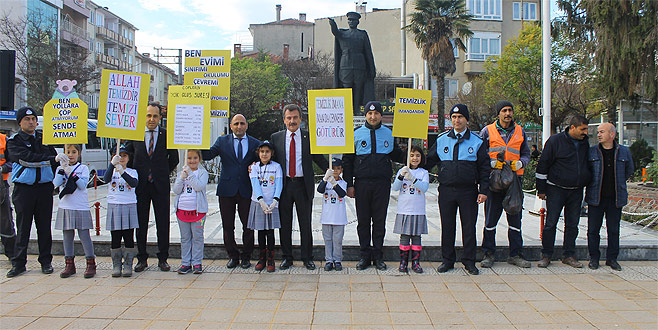 Çevre temizliğine dikkat çektiler