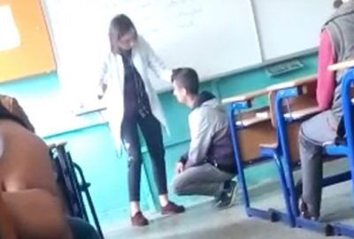 Kadın öğretmenden öğrenciye sınıfta şiddet