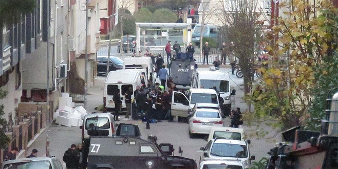 Minibüste patlayıcı bulunması soruşturmasında 11 tutuklama