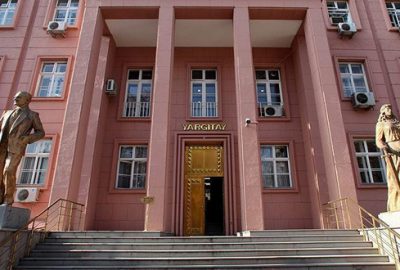 Yargıtay, 15 dakika erken çıktığı için kovulan işçiyi haklı buldu