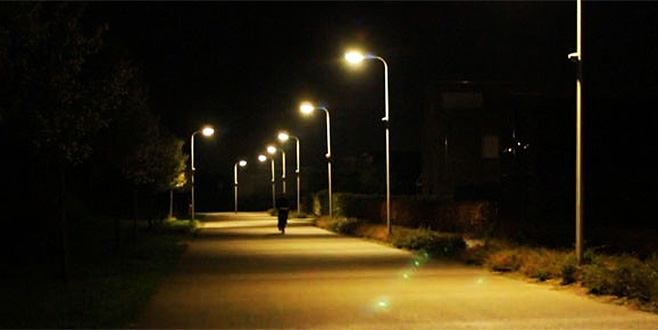 Sokağı aydınlatmayan elektrik şirketlerinin cezası arttı