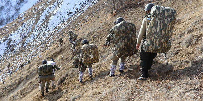 JÖH ve komandolardan teröristlere hava destekli operasyon