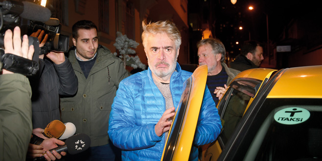 Gazetecilere kızdı