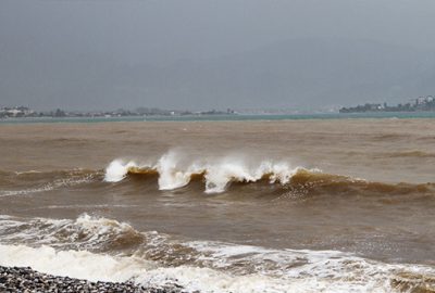 Fethiye’de denizin rengi değişti
